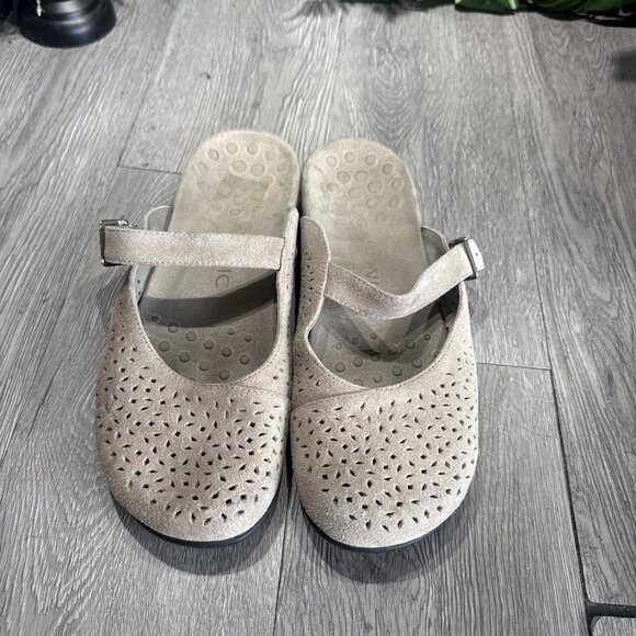 Vionic Lidia Mules Womens 10 Gray Suede Leather Laser Cut Mary Jane Comfort - Picture 2 of 8